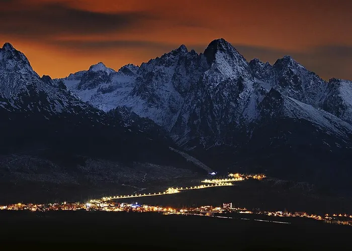 全景山脉公寓 *